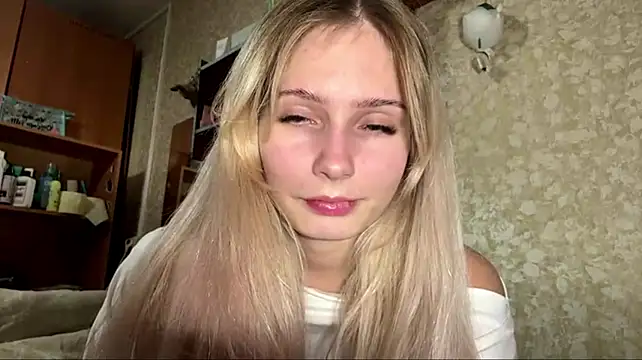 LynnMontiel Adlı Modelin Canlı XXX Sohbeti