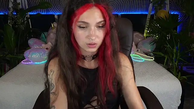 XXX chat uživo modela BabyFlowerr