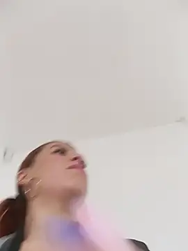 Amberr_Foxx_'s Live XXX Chat