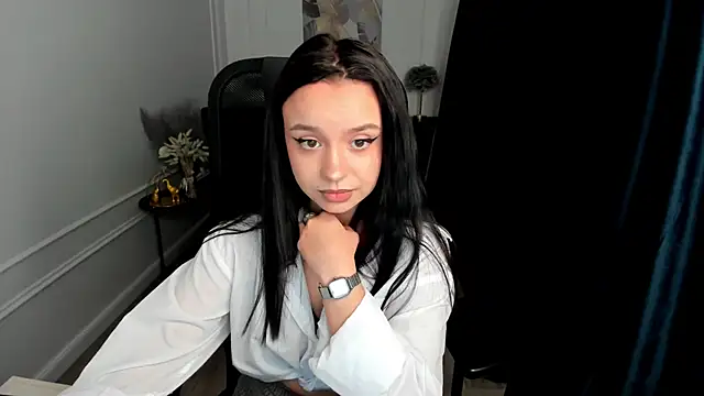 SaraQwerny 现场XXX聊天