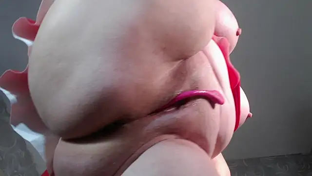 XXX chat uživo modela Stunningboobs