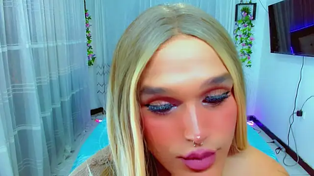 XXX chat uživo modela TaylorMon