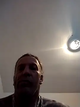 Chat XXX en directo de AceticPinscher