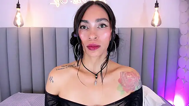 Chat XXX ao vivo de Leamonroe__