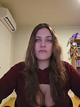 MiaRides19 XXX чат на живо