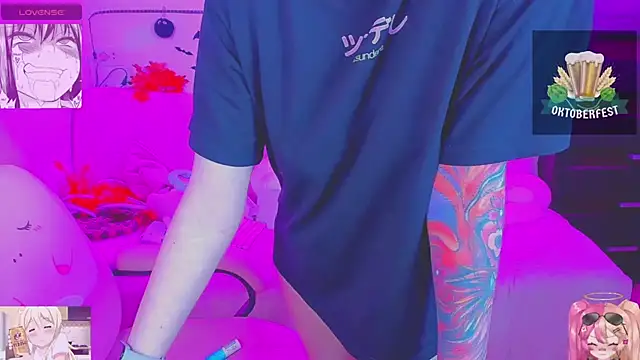 Lolisuccub Chat XXX in diretta