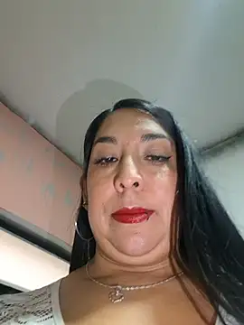 keny__a élő XXX-chatje