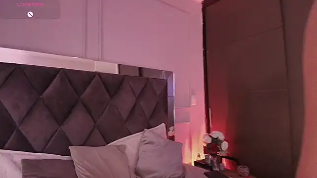 Онлайн чат XXX Evelyn__16