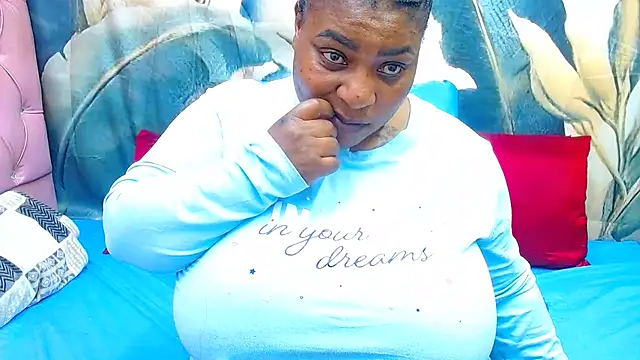 Ebonyhotass26: онлайн-секс-чат