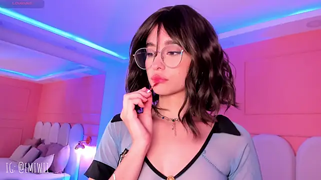 emilly_williams_ 라이브 XXX 채팅