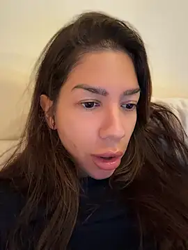 Chatroom XXX en direct de Alexbrune