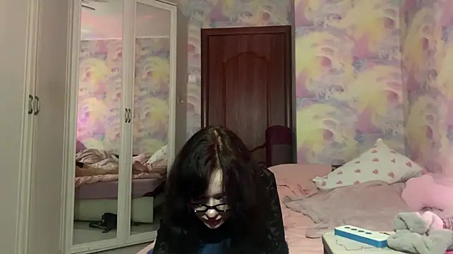Yumiku Chat XXX in diretta