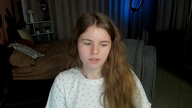 Lilith-BloomX 라이브 XXX 채팅
