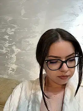 KaylaLewyss' Live XXX Chat