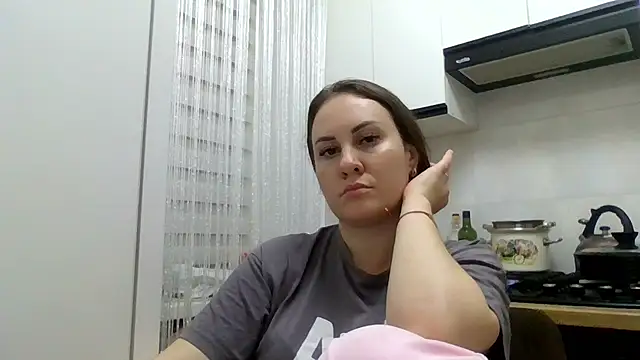 MeadowEyes XXX чат на живо