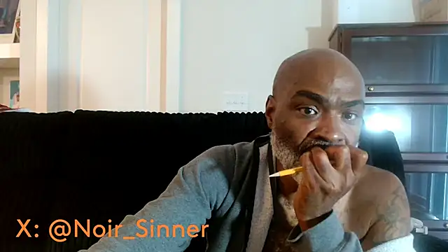 sinnernoir লাইভ XXX চ্যাট