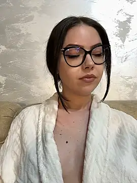KaylaLewyss XXX чат на живо