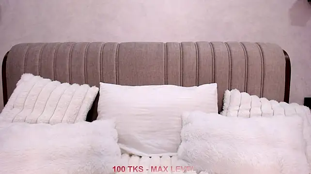 TinyKim_ Chat XXX live