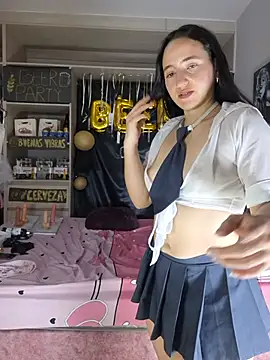 Naty_wet_17 XXX чат на живо
