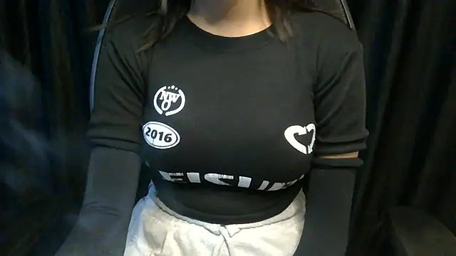 Онлайн чат XXX hoty_Vniti