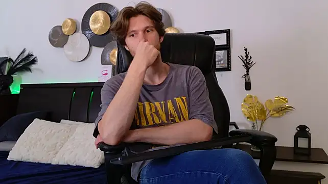 Eddie_Baker élő XXX-chatje