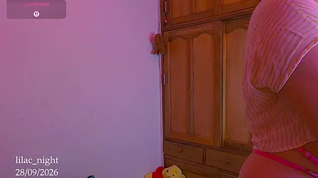 lilac_night33 live XXX chat