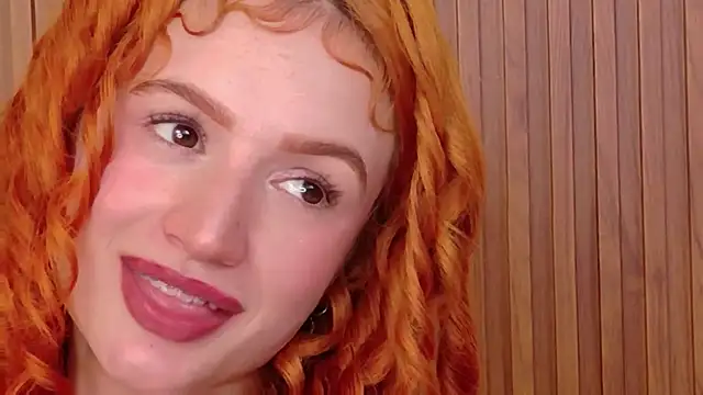 Chat XXX en directo de AdelaineBest