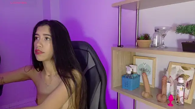Chat XXX en directo de EmmiShery