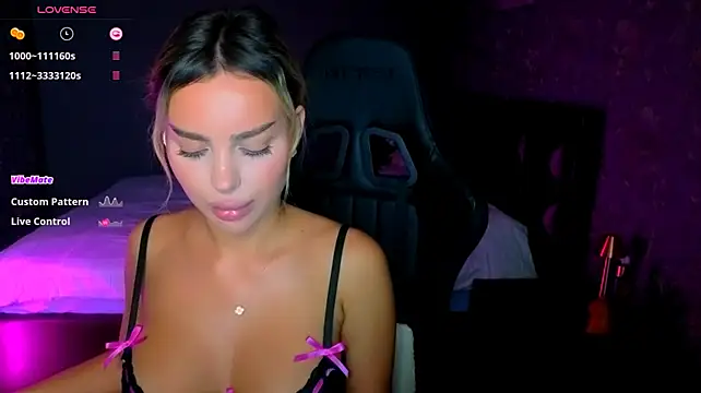 צ'אט XXX בשידור חי של Ayla__Demir