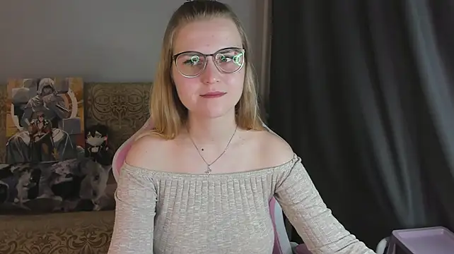 MissBrightShine's Live XXX Chat