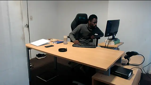 Mastertopdome's Live XXX Chat