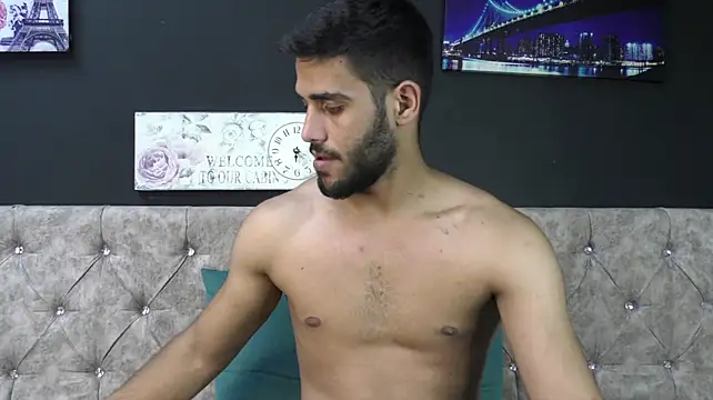 Chat +18 de EnzoKnox ao vivo
