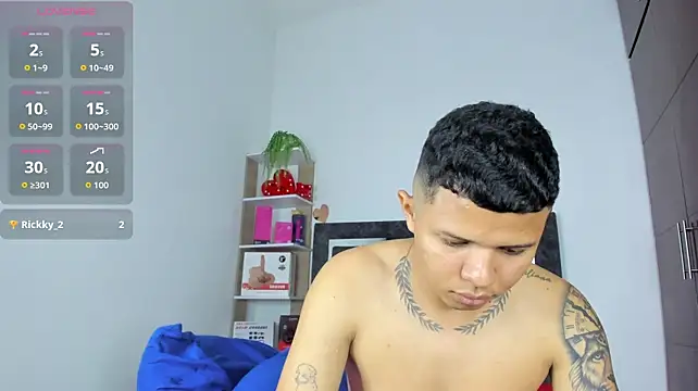 StevenSmith18 Live XXX-Chat