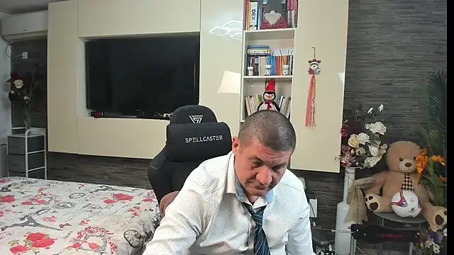 Chat XXX en directo de SpartacusDaddy48