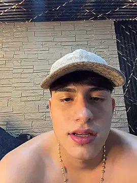 Lander_Cruz's Live XXX Chat