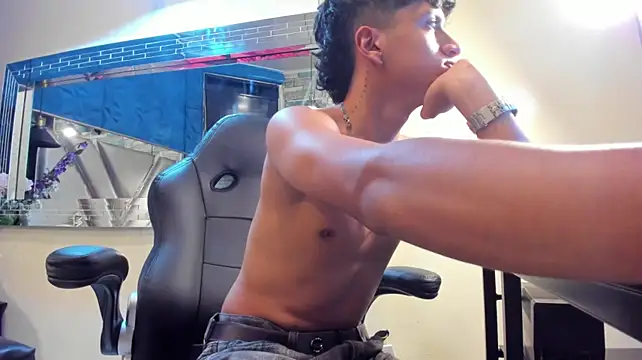 Mr_Dylan1 Chat XXX in diretta