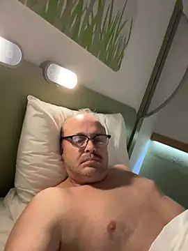 XXX chat uživo modela andyjxx