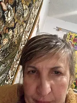 BellaBlum777's Live XXX Chat