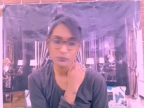 Živý XXX chat IndianRebel4u2Luv