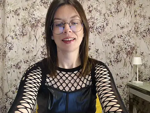 ElaraHart Live XXX-Chat