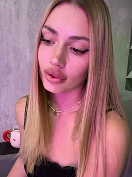 Онлайн чат XXX Elizabeth_Tay