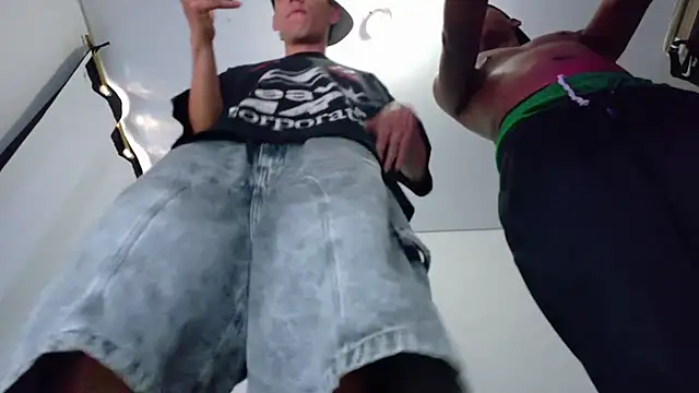 bully_boss 라이브 XXX 채팅