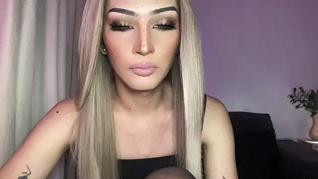 Alicegreenexx – Naživo XXX chat