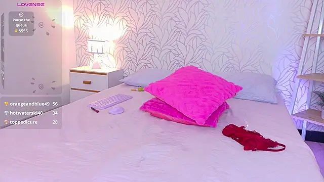 Kay_falcon 即時 XXX 聊天