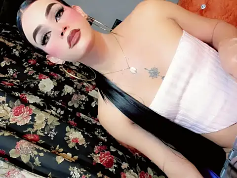 BarbyQueenn live XXX chat