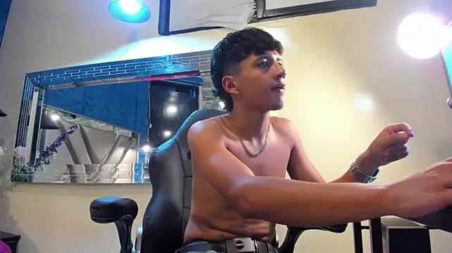 Chat XXX en directo de Mr_Dylan1