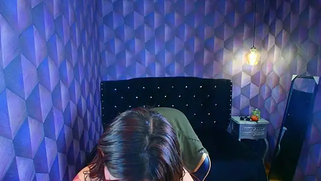 LiaHarryis XXX чат на живо