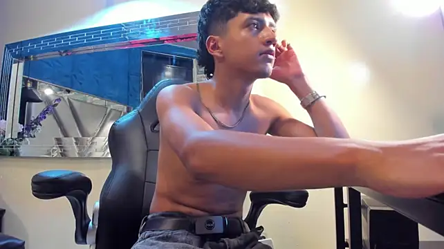 Mr_Dylan1 live XXX chat
