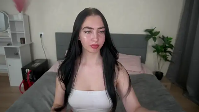 WildKittenX_: онлайн-секс- чат