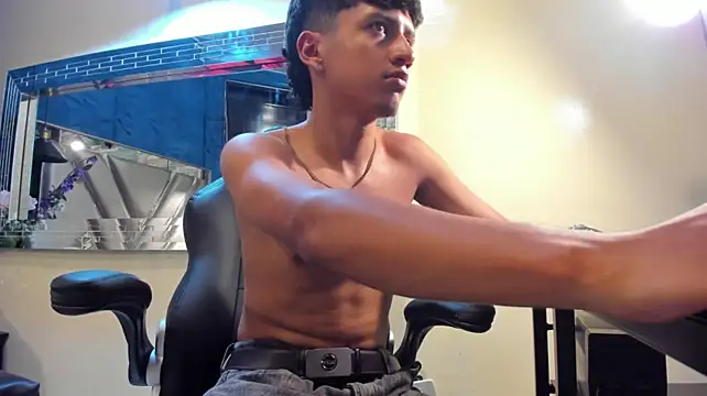 Mr_Dylan1 লাইভ XXX চ্যাট